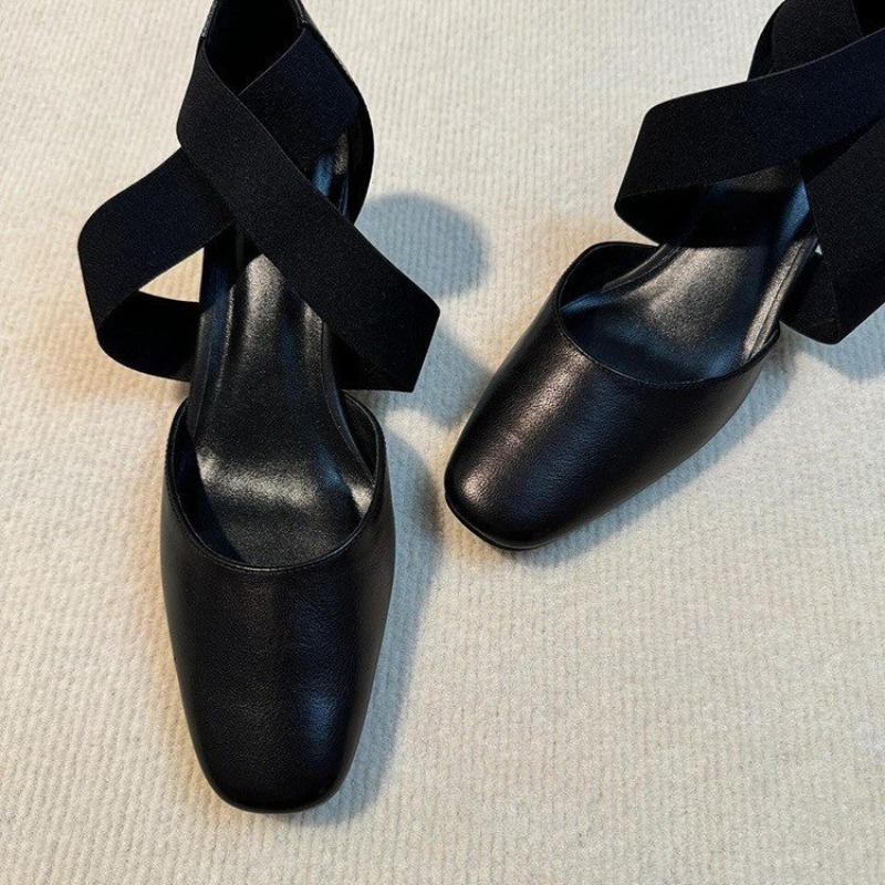 Leather Work Outfit - Damen-Sandalen mit Kreuzriemen und Blockabsatz, Leder,