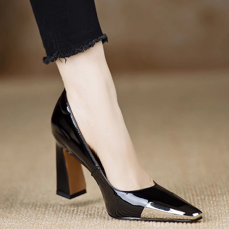 Leather Work Outfit - FHC 2025, neue quadratische High Heels