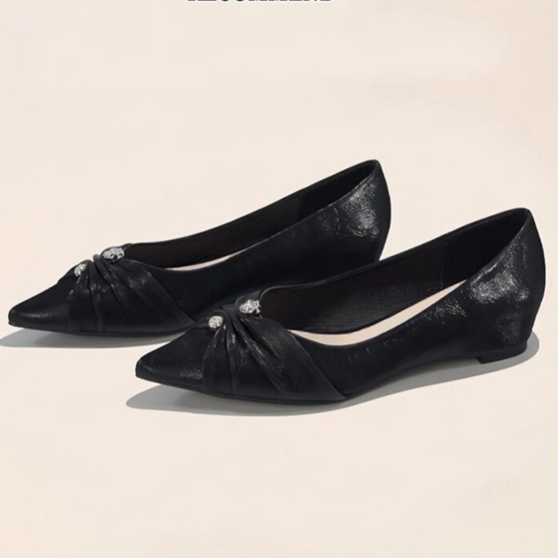 Weiche Leder-Slipper im franzö – Leatherwork In French Bewertung und Preis