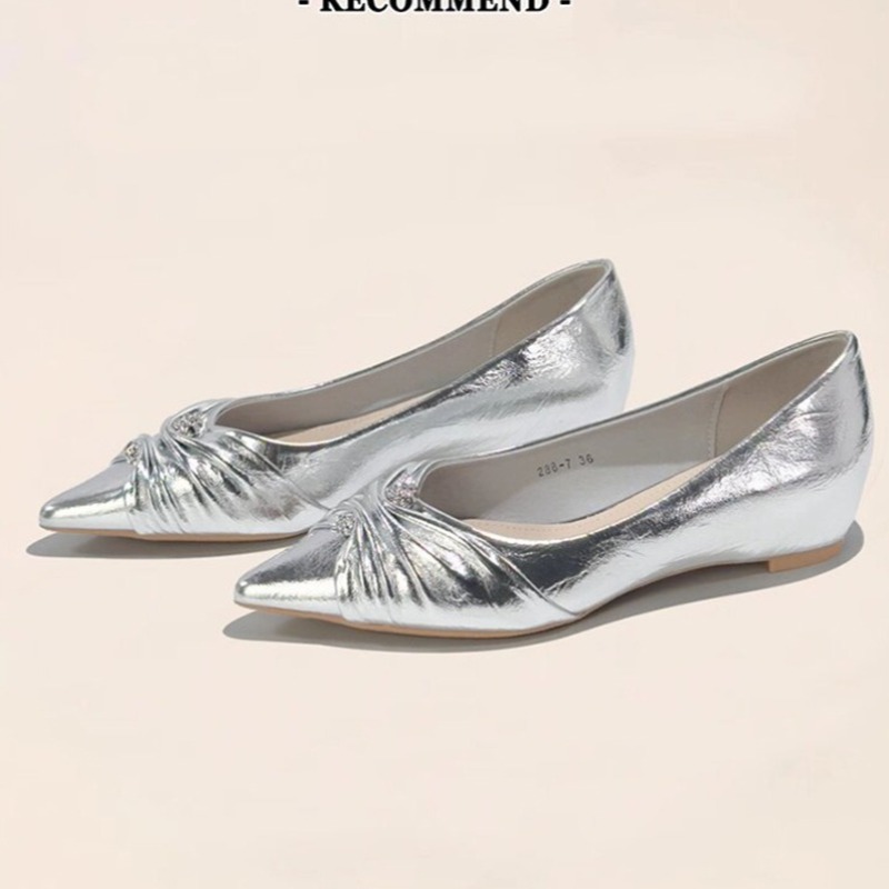 Weiche Leder-Slipper im franzö – Leatherwork In French Bewertung und Preis